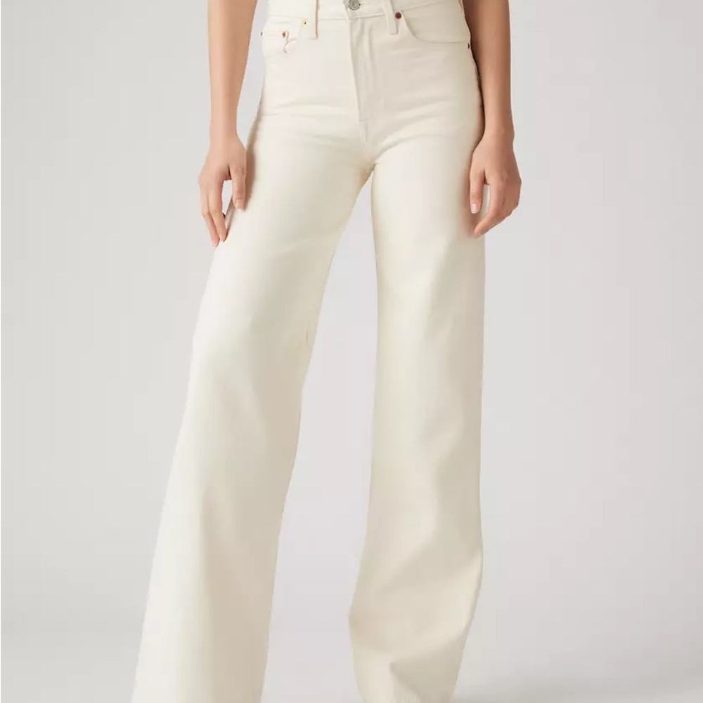 Levis Ribcage Wide Leg Women's Cream white Jeans size 31